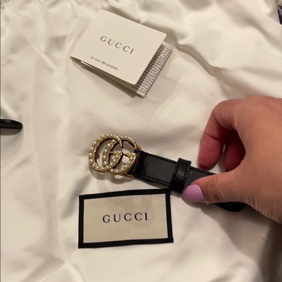 Gucci Leather belt with pearl Double G buckle - Picture 5 of 8